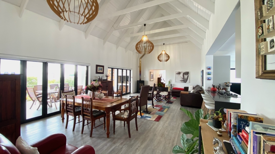 4 Bedroom Property for Sale in Dwarskersbos Western Cape